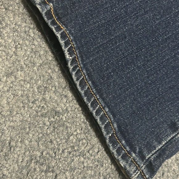 Women’s Levi 715 Bootcut Jean size 24 waist and 32 length. - Picture 3 of 8